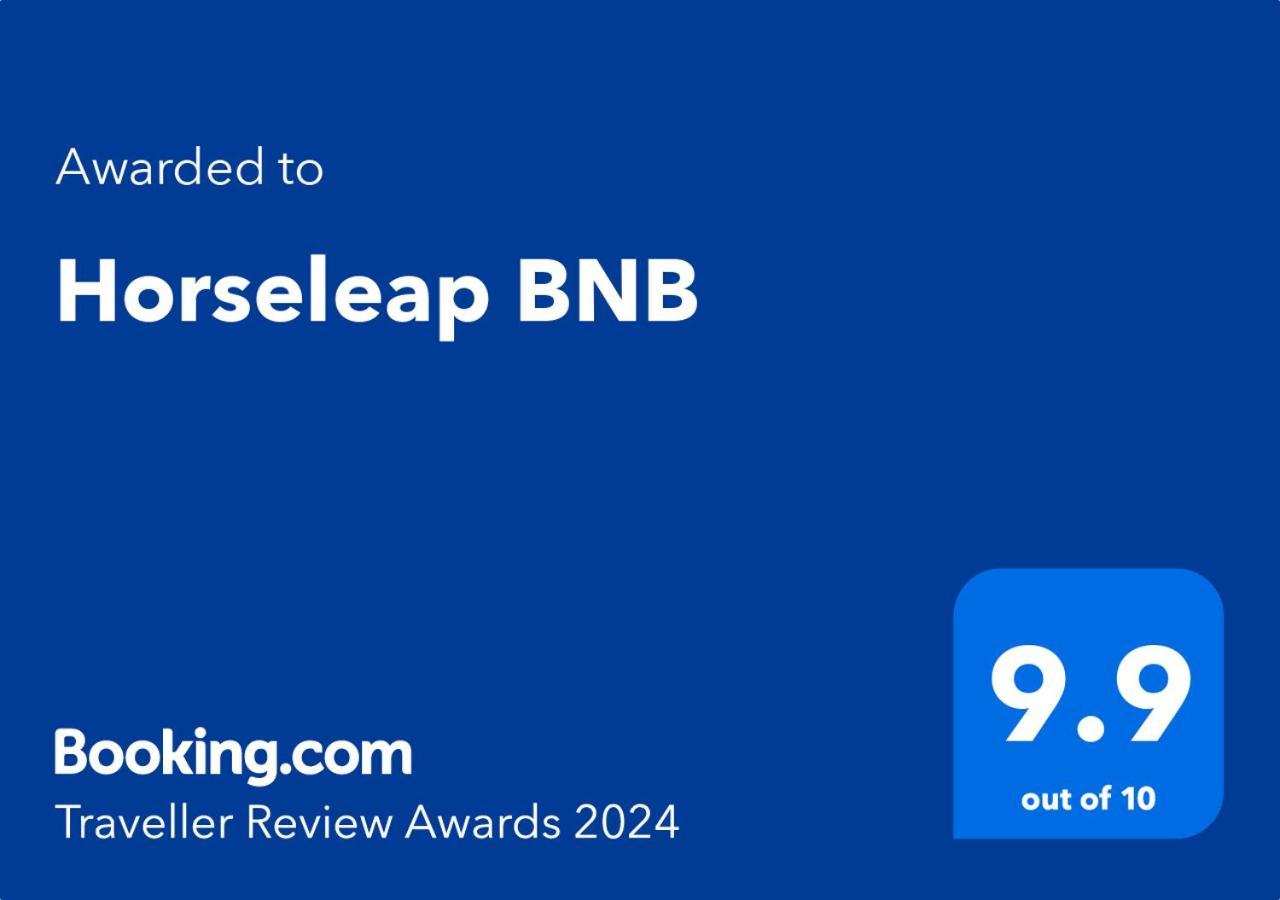 Horseleap Bnb Moate Esterno foto